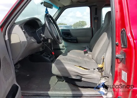 2000 Ford Ranger Xl/Xlt from USA, damaged, VIN 1FTYR14V7YPA44455